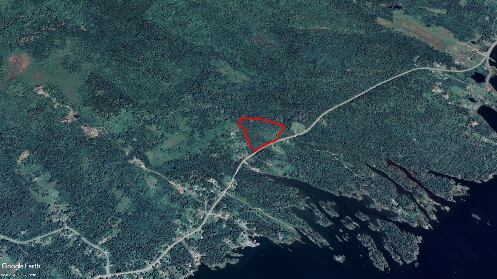 Tax Sale Lunenburg, Nova Scotia - 09673849