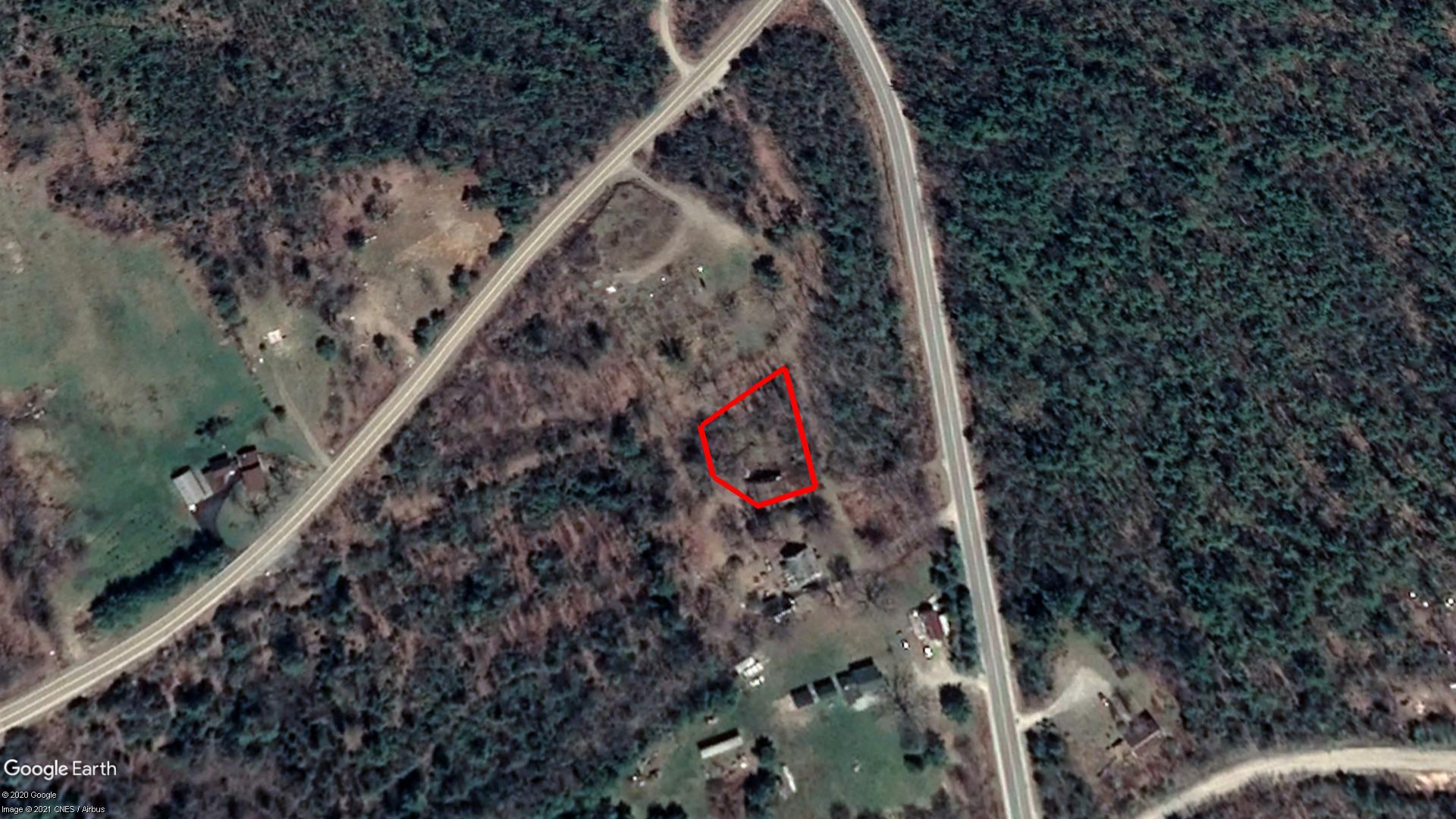 Tax Sale Shelburne, Nova Scotia - 02986841