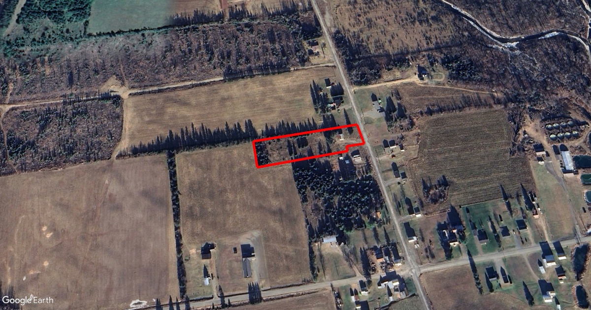 Tax Sale in York/Sunbury, New Brunswick 717 route 595, nackawic