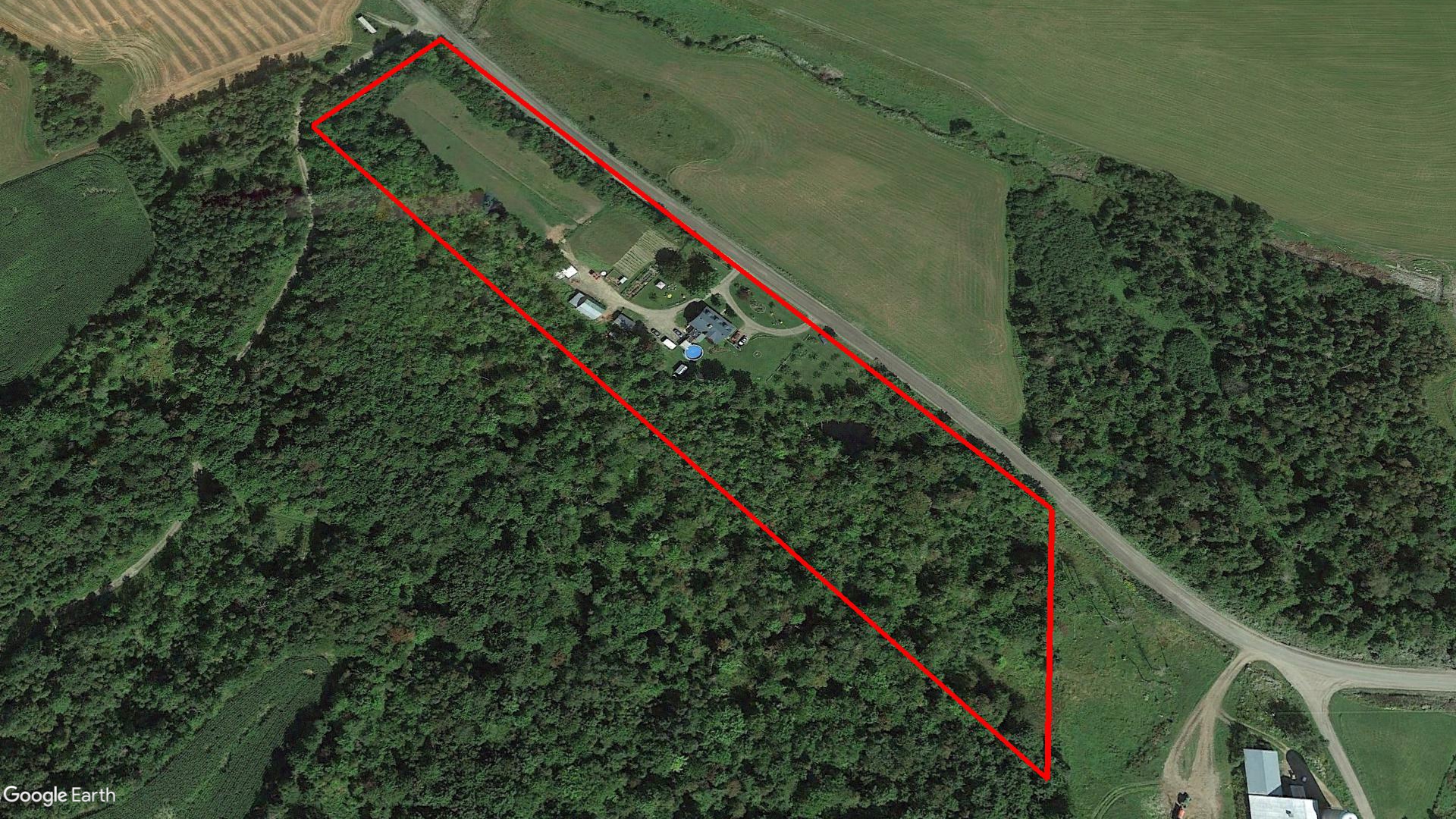 Tax Sale Coaticook, Quebec - 0691 49 3843