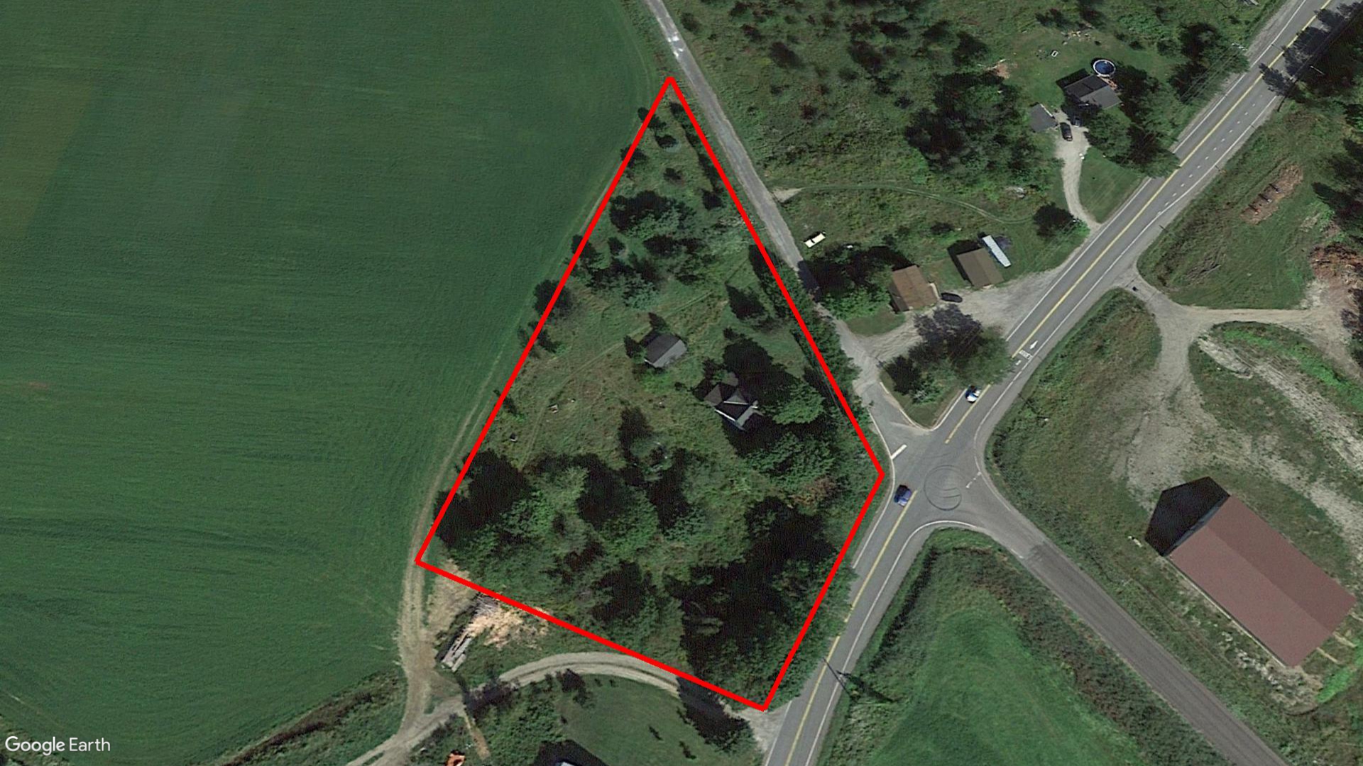 Tax Sale Coaticook, Quebec - 2002 70 7026