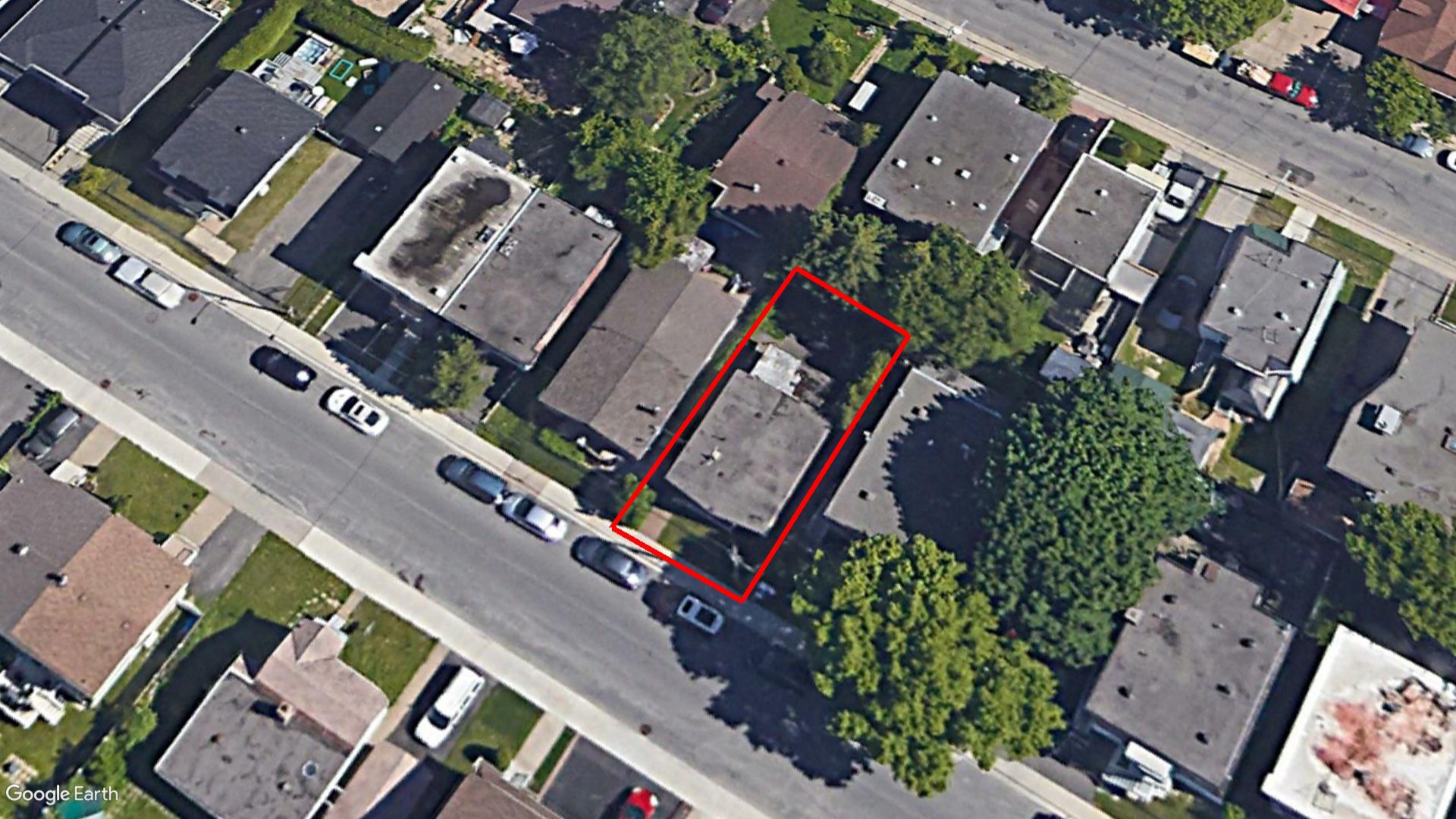 Tax Sale Montreal, Quebec - 020299-64