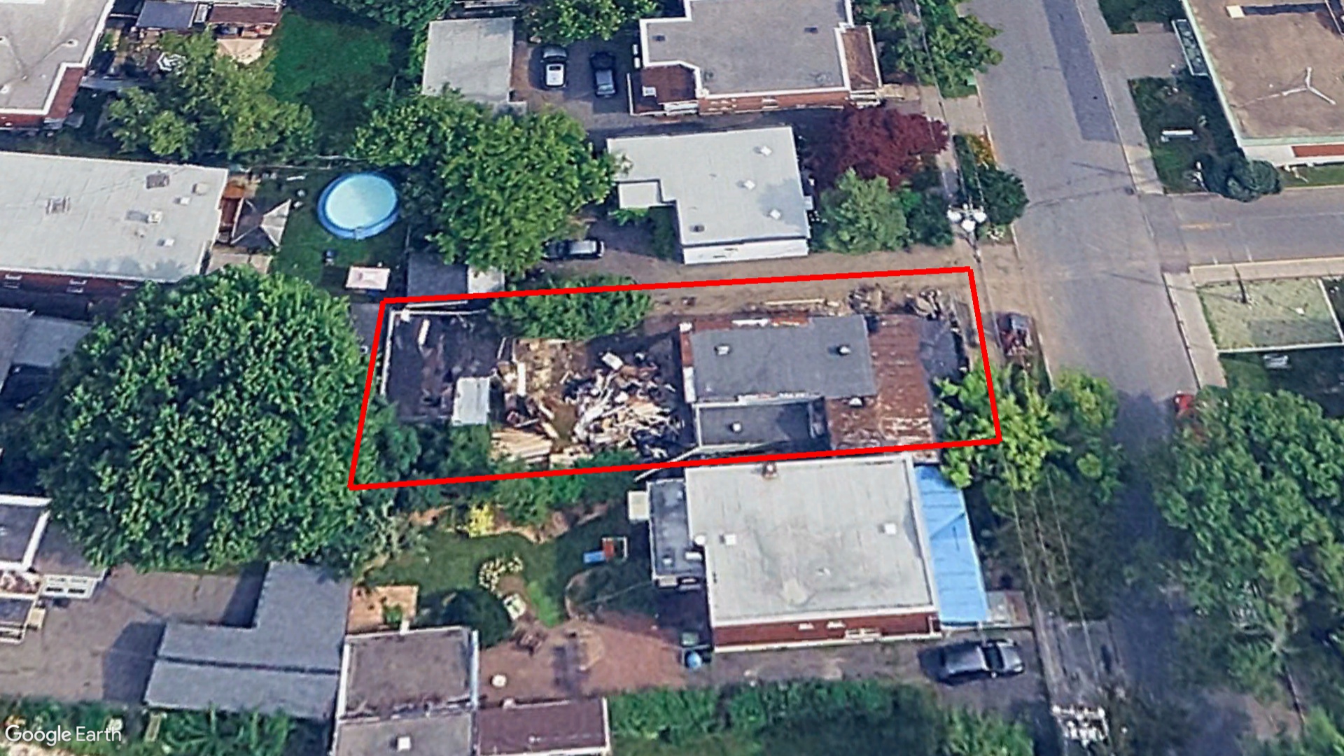 Tax Sale Montreal, Quebec - 050554-41