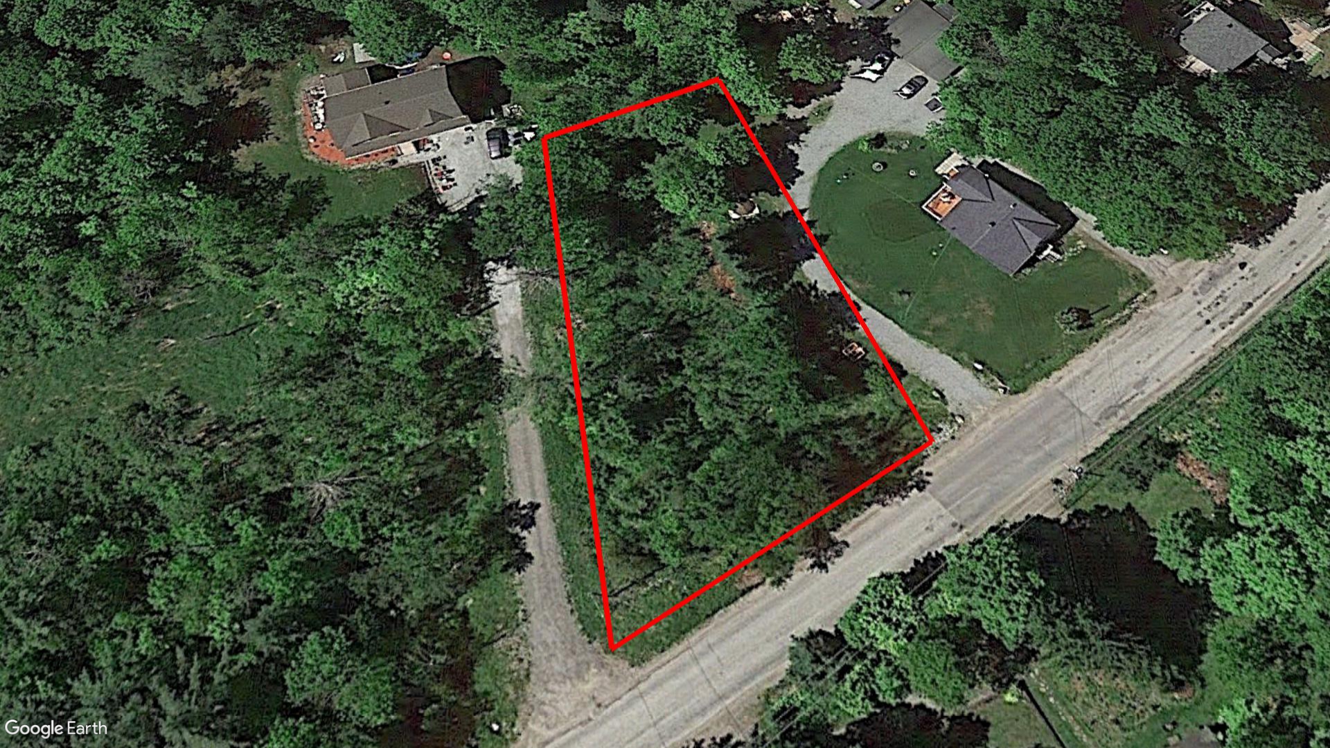 Tax Sale  Des-Collines-De-L'outaouais, Quebec - 6347-07-2512