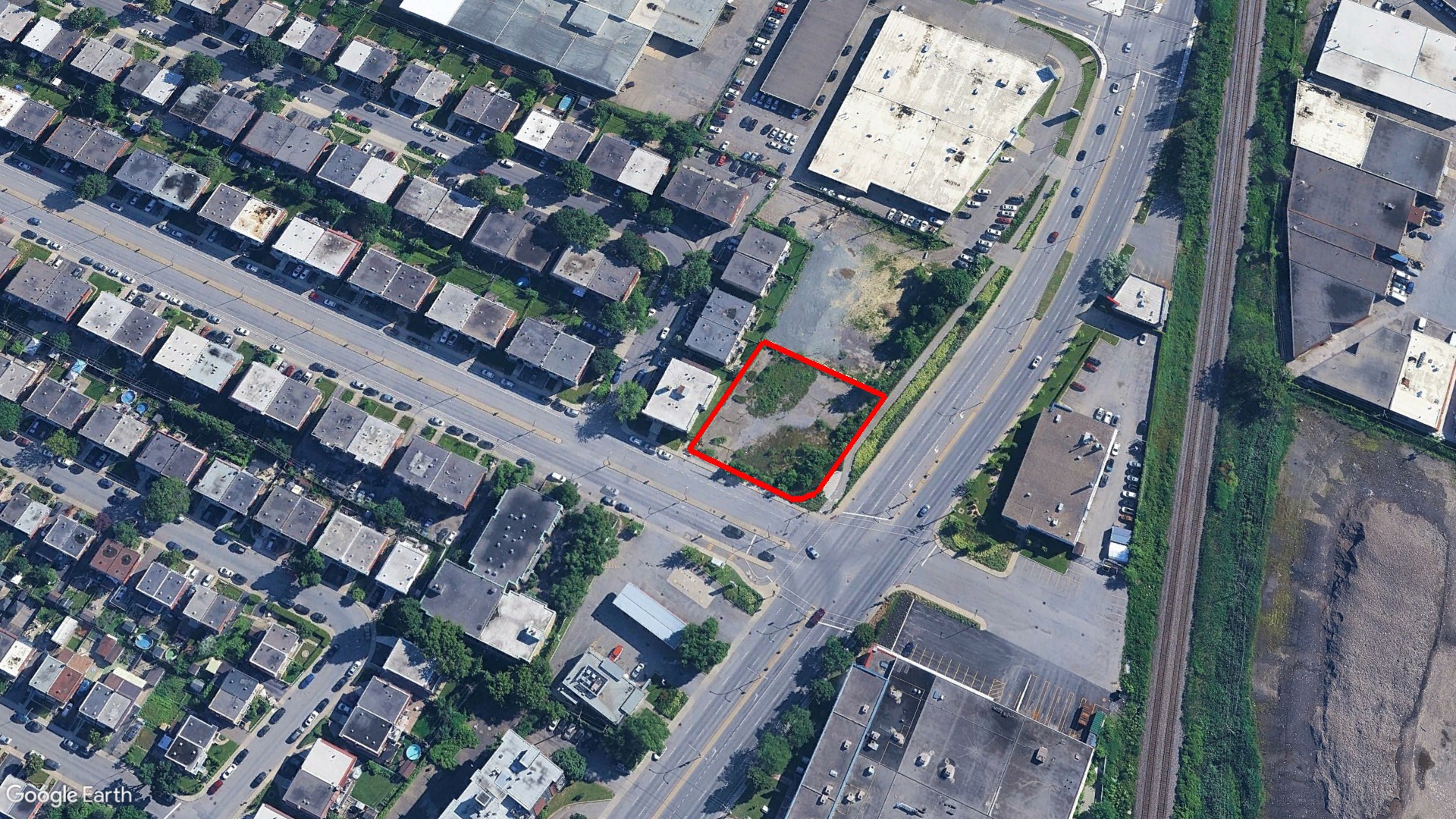 Tax Sale Montreal, Quebec - 020822-64