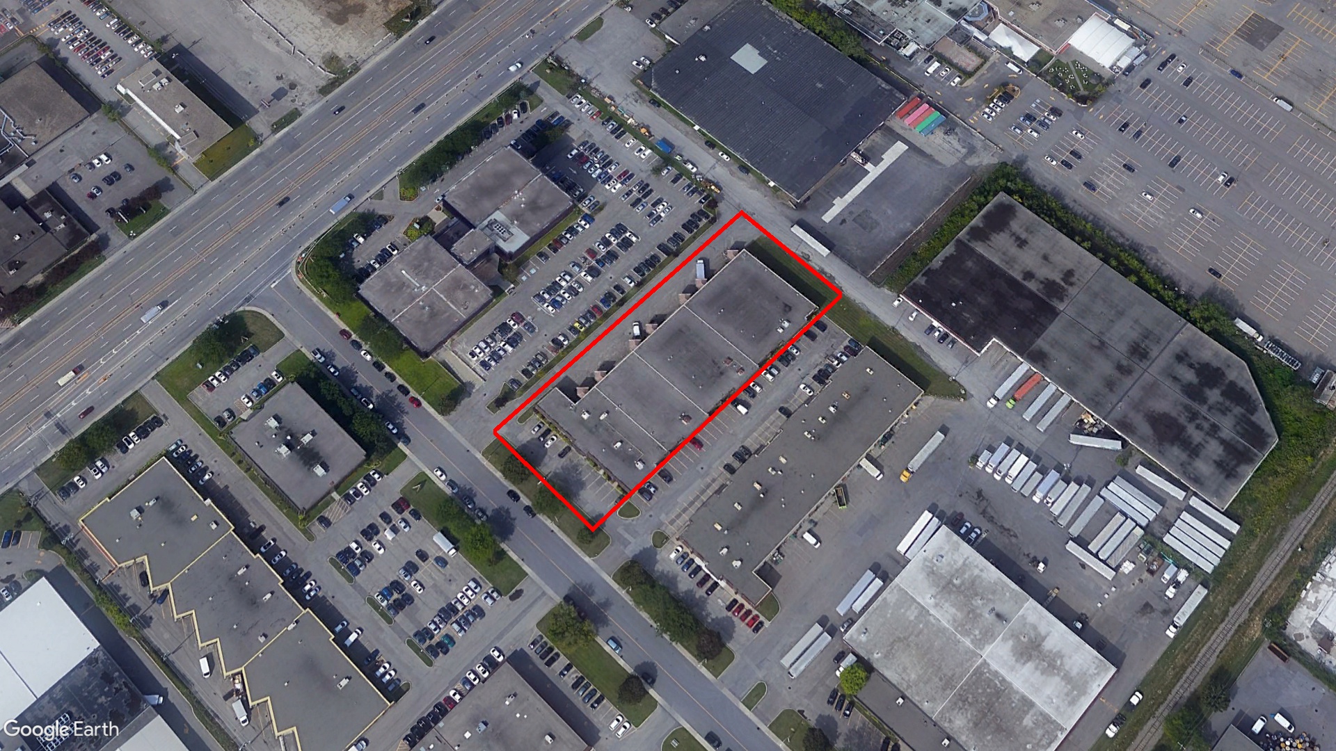 Tax Sale Montreal, Quebec - 041013-90