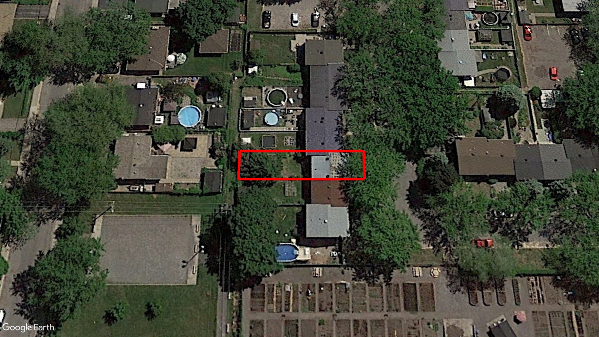 Tax Sale Montreal, Quebec - 802896-91