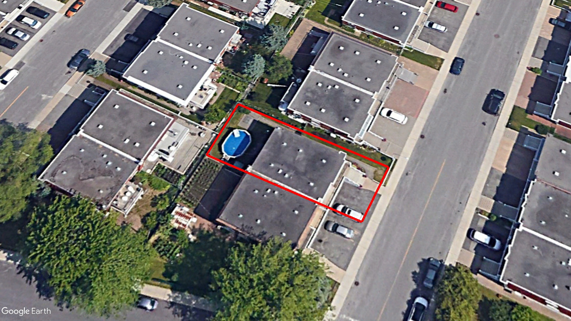 Tax Sale Montreal, Quebec -  040426-63