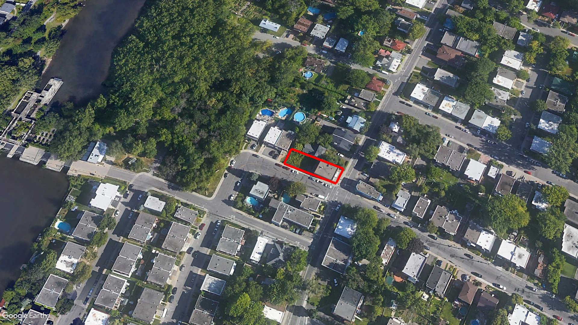 Tax Sale Montreal, Quebec - 715275-00