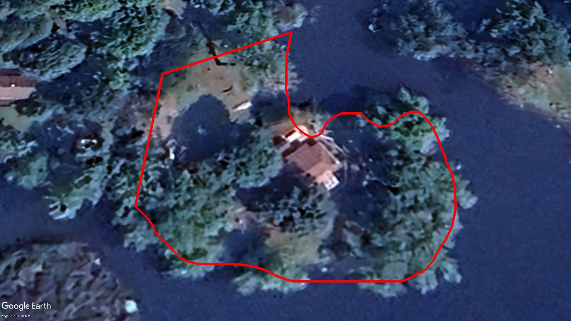 Tax Sale Tweed, Ontario - 12 31 132 010 01209 0000