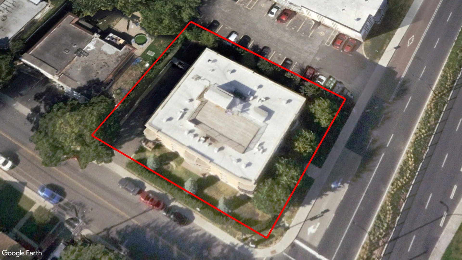 Tax Sale Montreal, Quebec - 052045-65