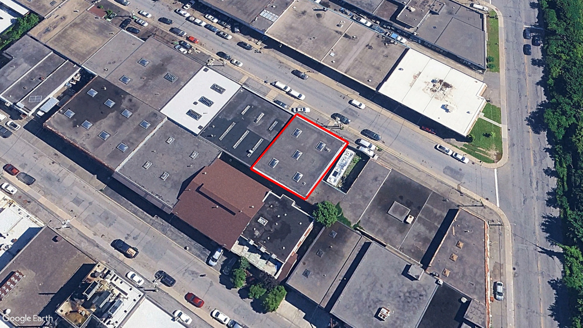 Tax Sale Montreal, Quebec - 020705-21