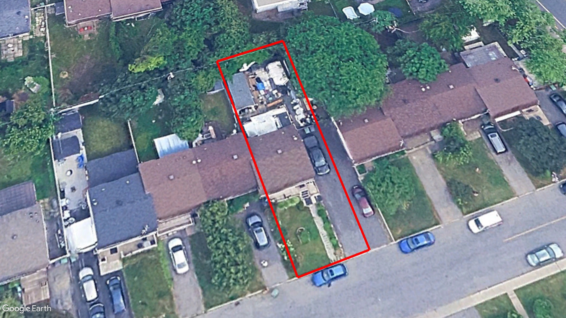 Tax Sale Montreal, Quebec - 040182-66