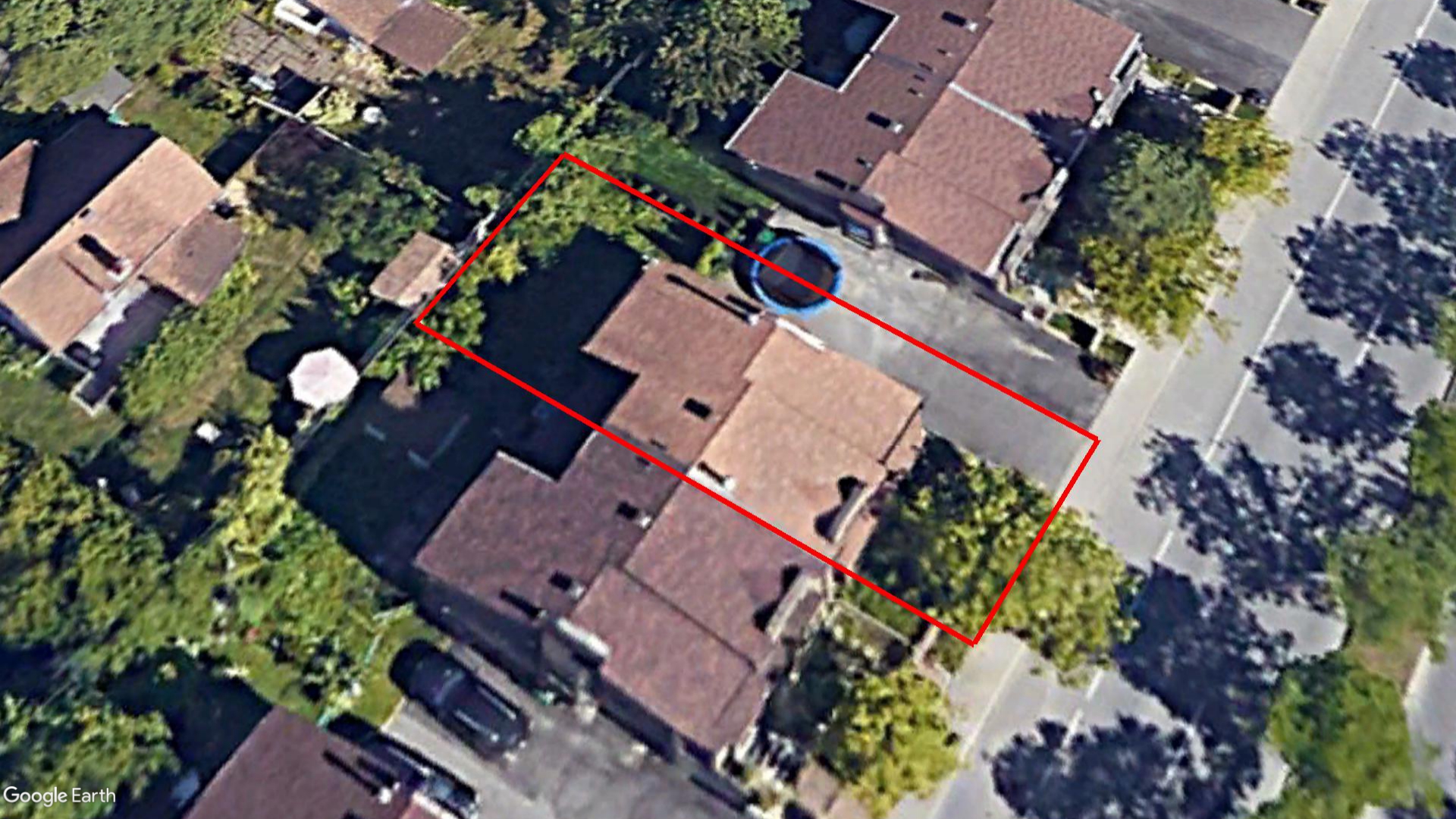 Tax Sale Montreal, Quebec - 471883-90