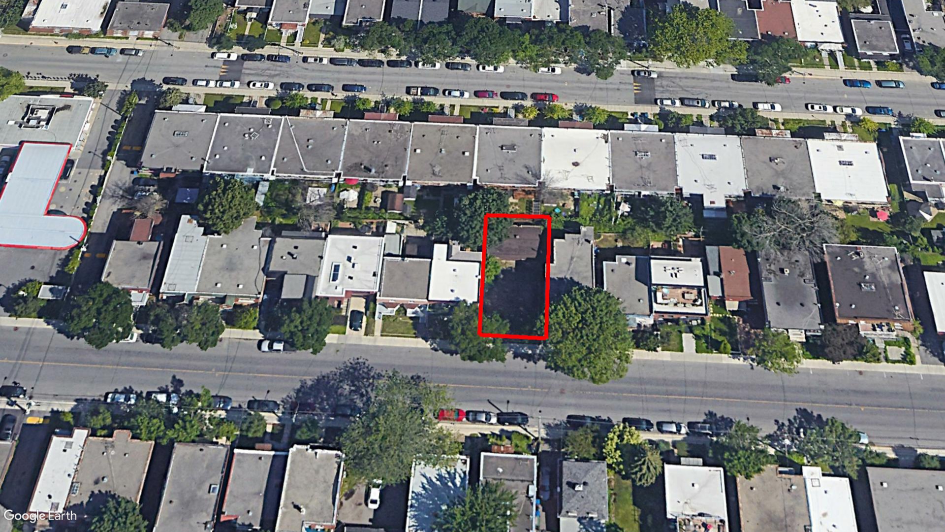 Tax Sale Montreal, Quebec - 010506-26