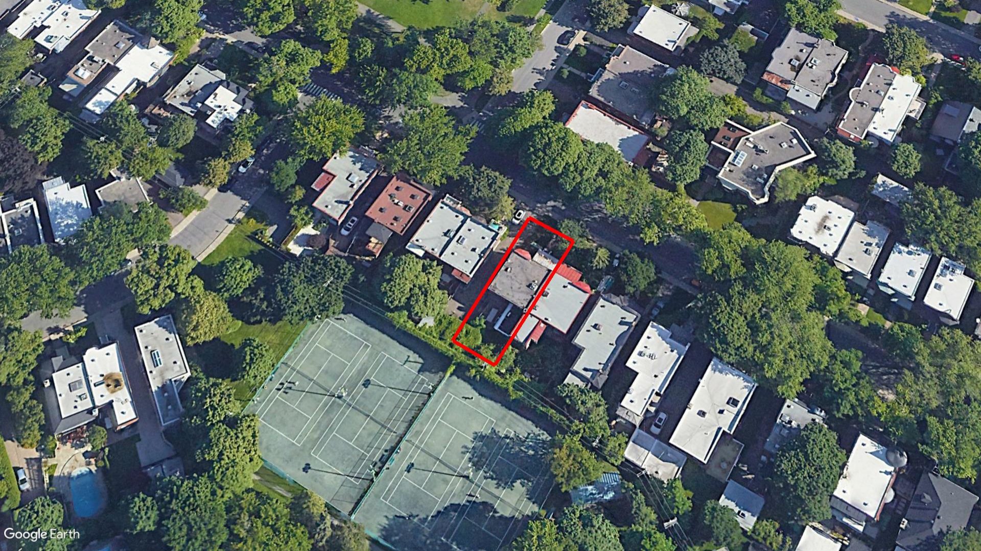 Tax Sale Montreal, Quebec - 030360-77