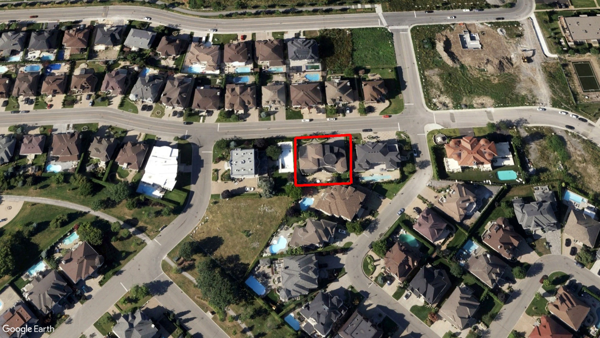 Tax Sale Montreal, Quebec - 051236-23