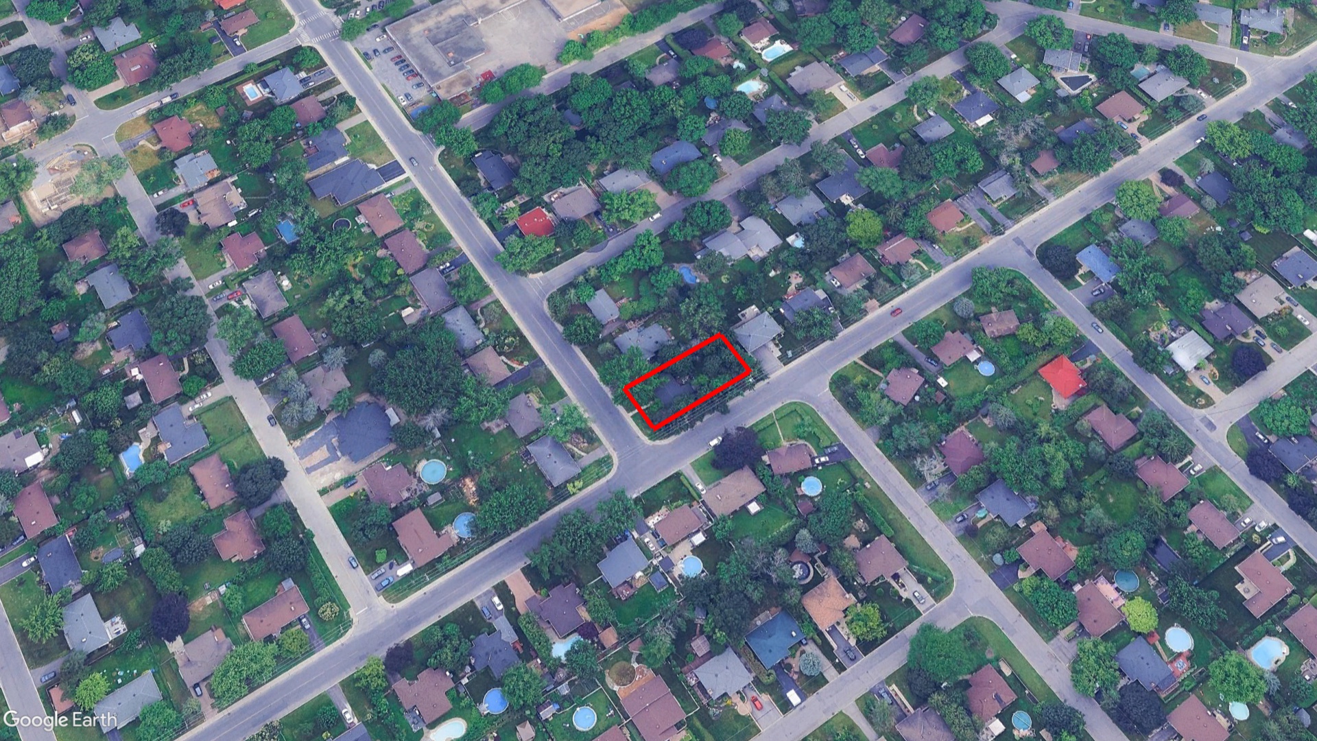 Tax Sale Montreal, Quebec - 040785-02