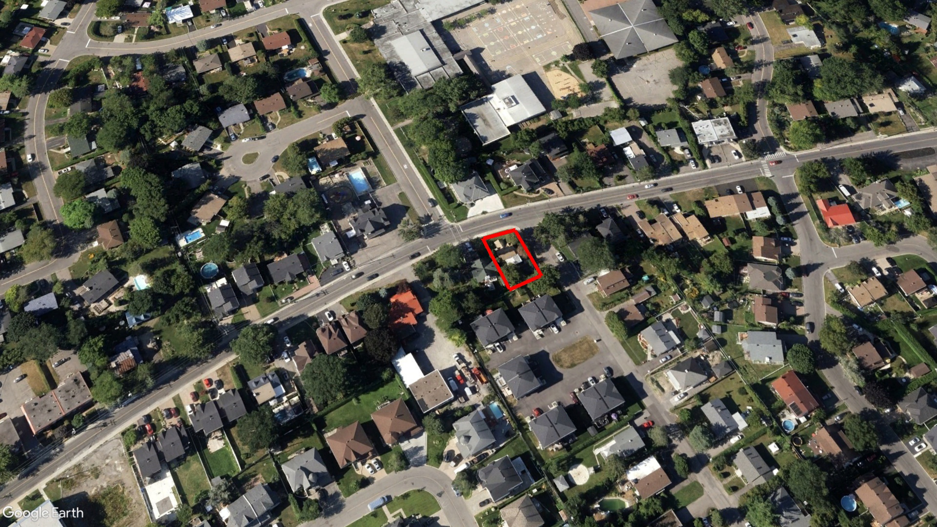 Tax Sale Montreal, Quebec - 040047-43