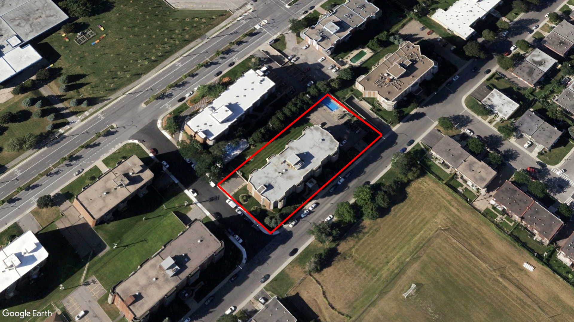 Tax Sale Montreal, Quebec - 041339-77