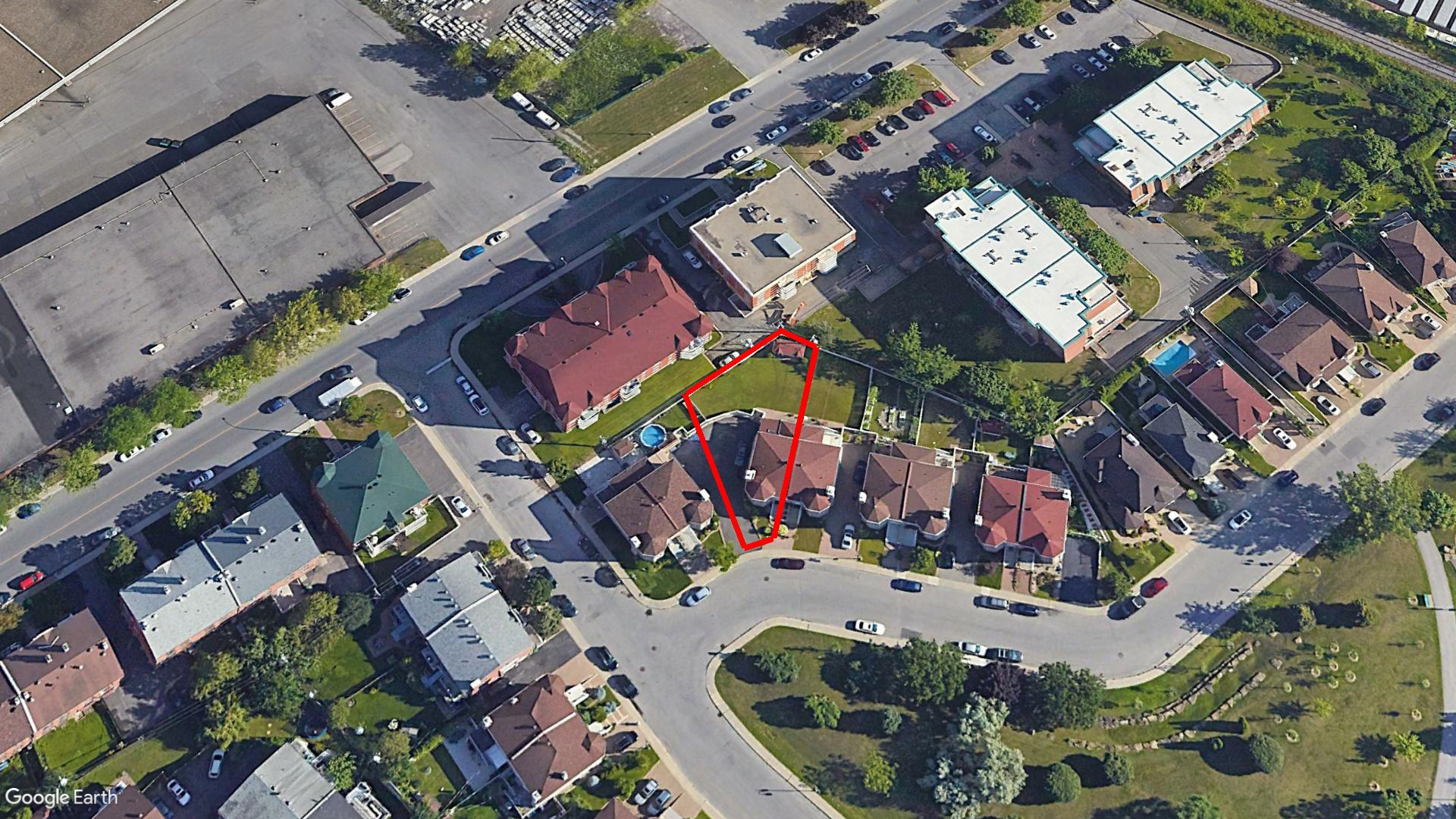 Tax Sale Montreal, Quebec - 050267-03