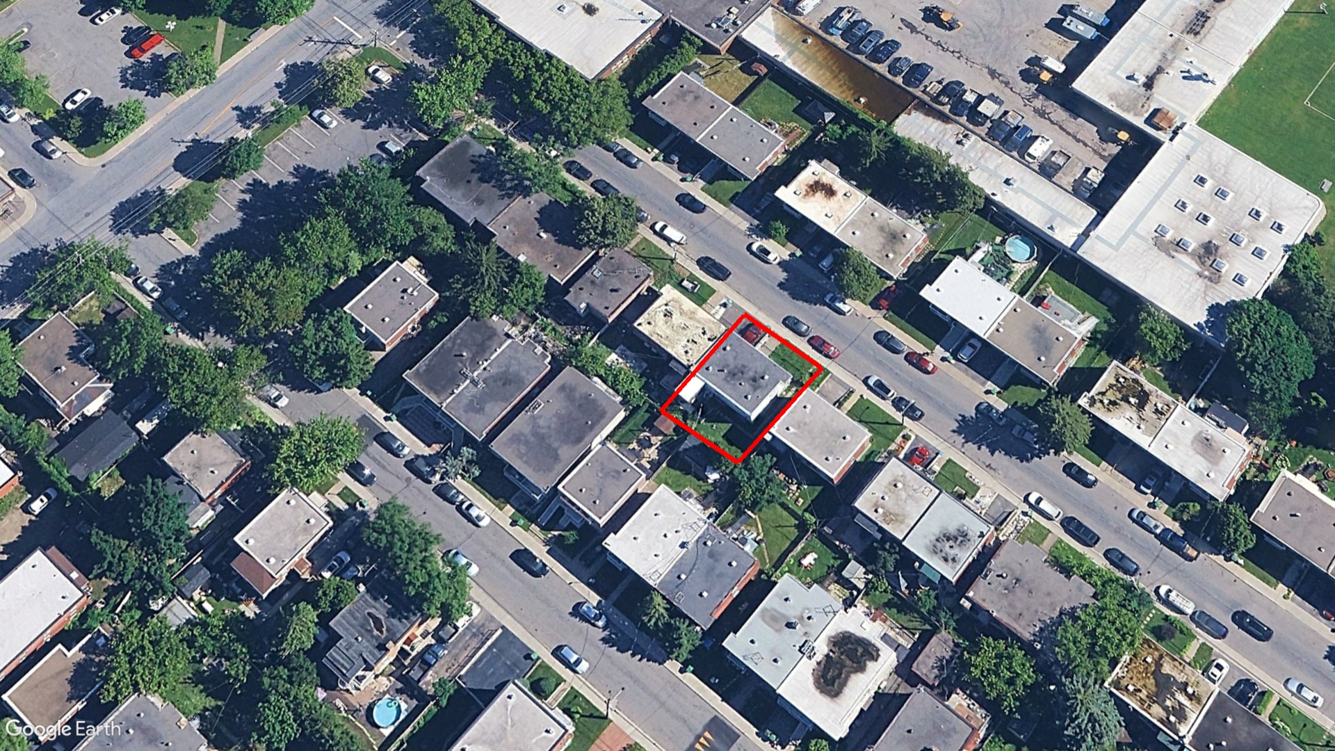 Tax Sale Montreal, Quebec - 020712-17