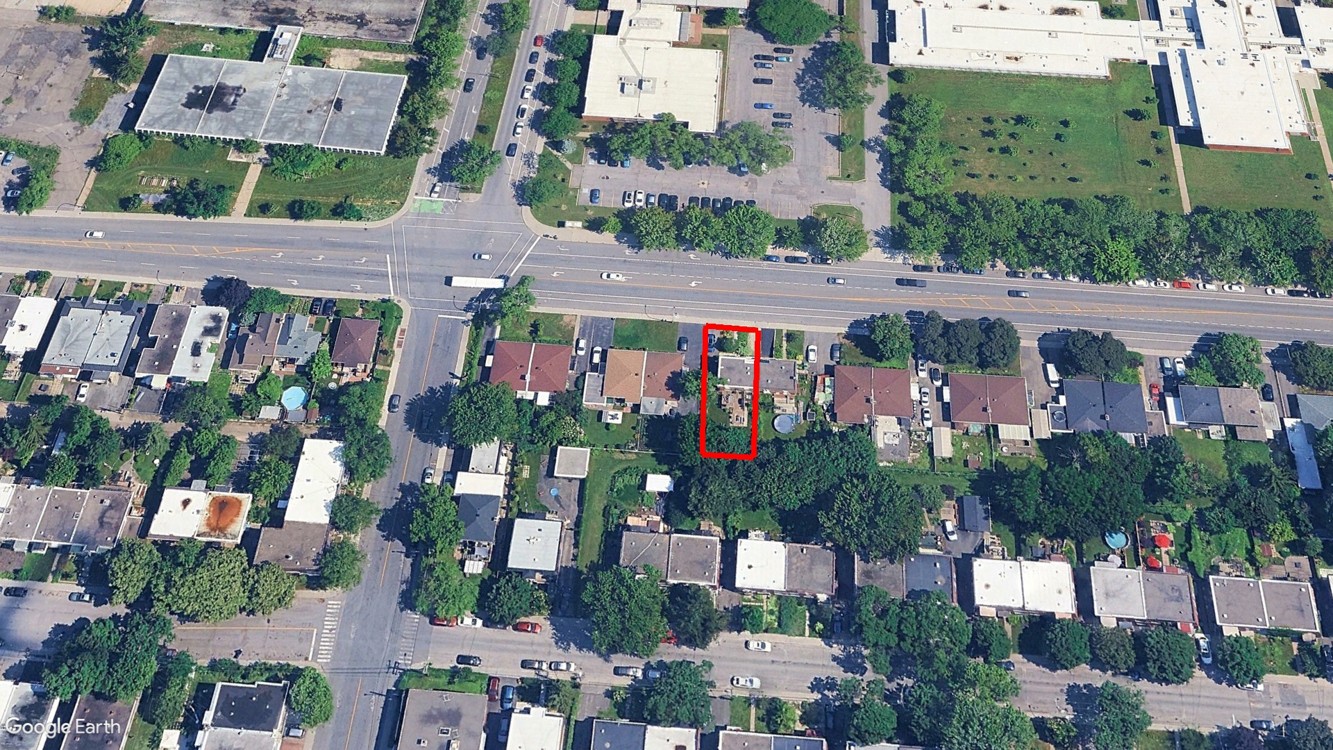 Tax Sale Montreal, Quebec - 694489-90