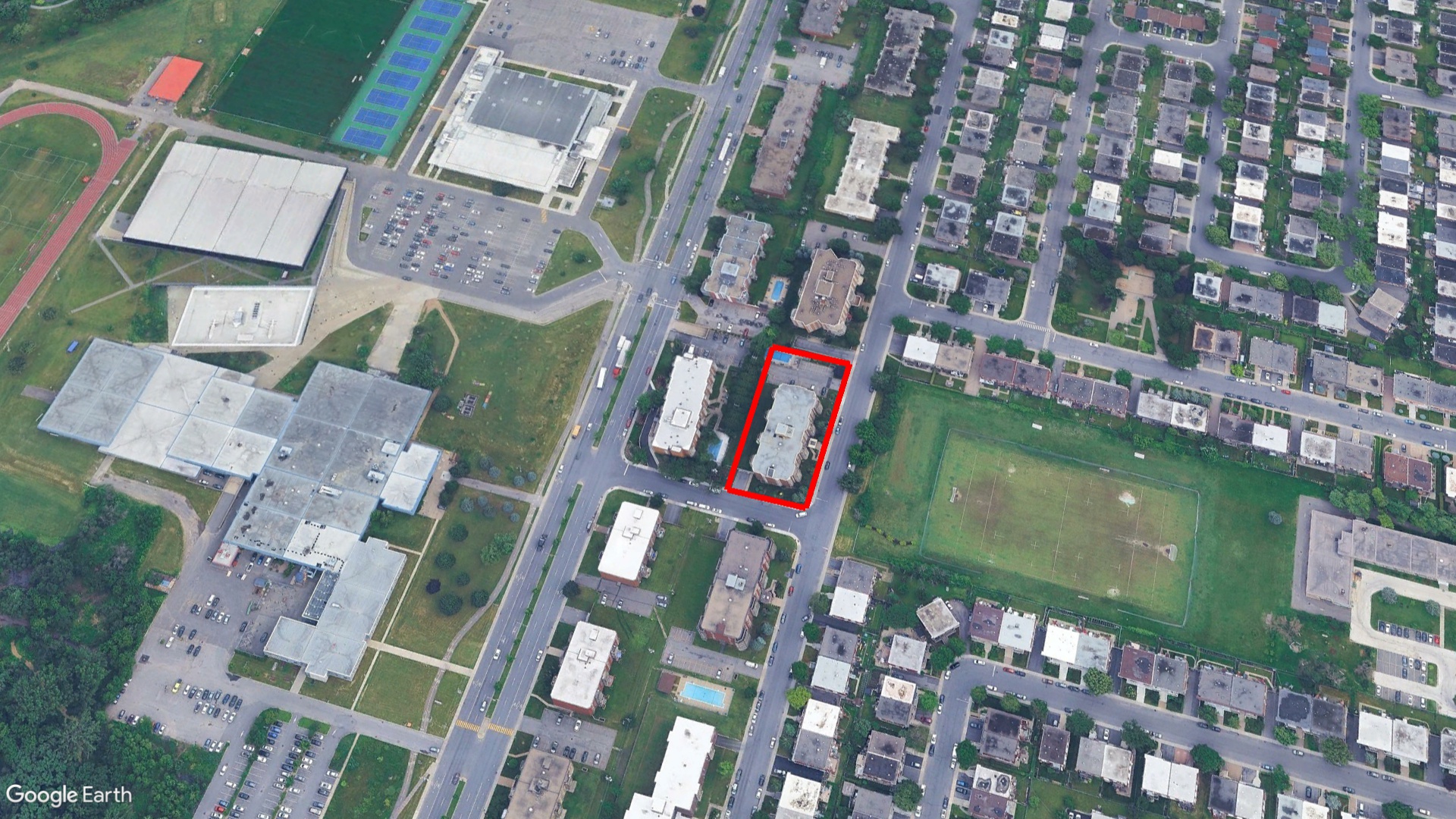 Tax Sale Montreal, Quebec - 041339-77