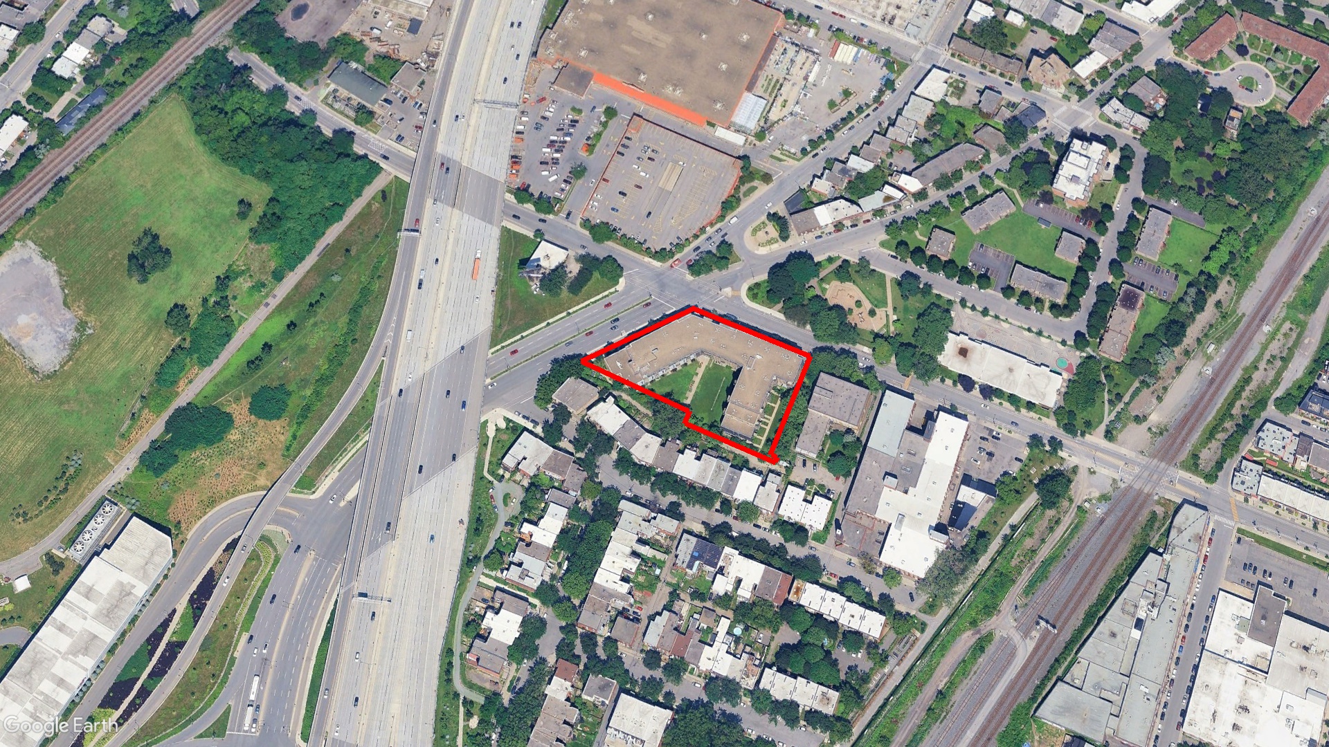 Tax Sale Montreal, Quebec - 420892-01