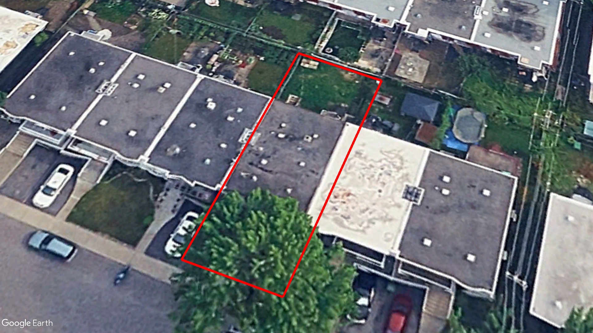 Tax Sale Montreal, Quebec - 040283-48