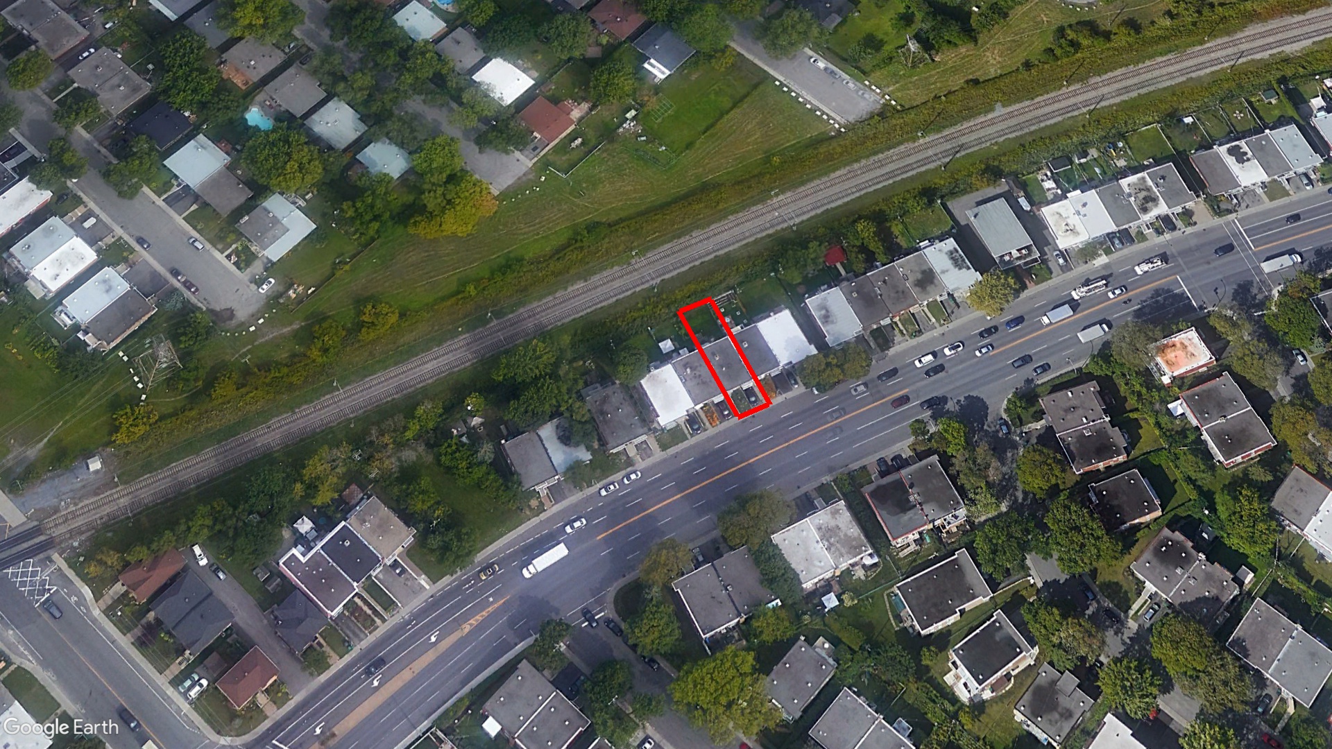 Tax Sale Montreal, Quebec - 041017-34