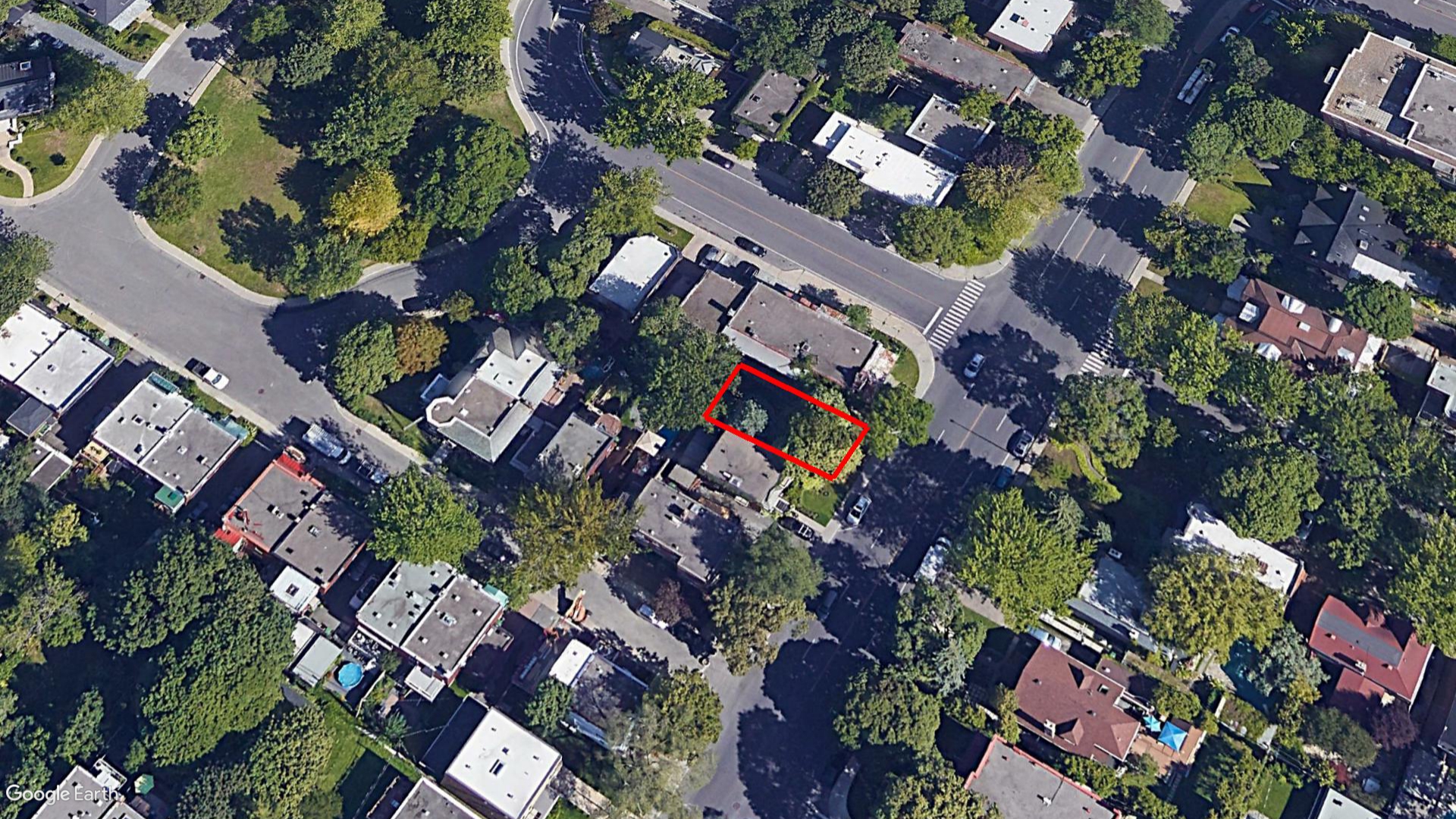 Tax Sale Montreal, Quebec - 030369-08