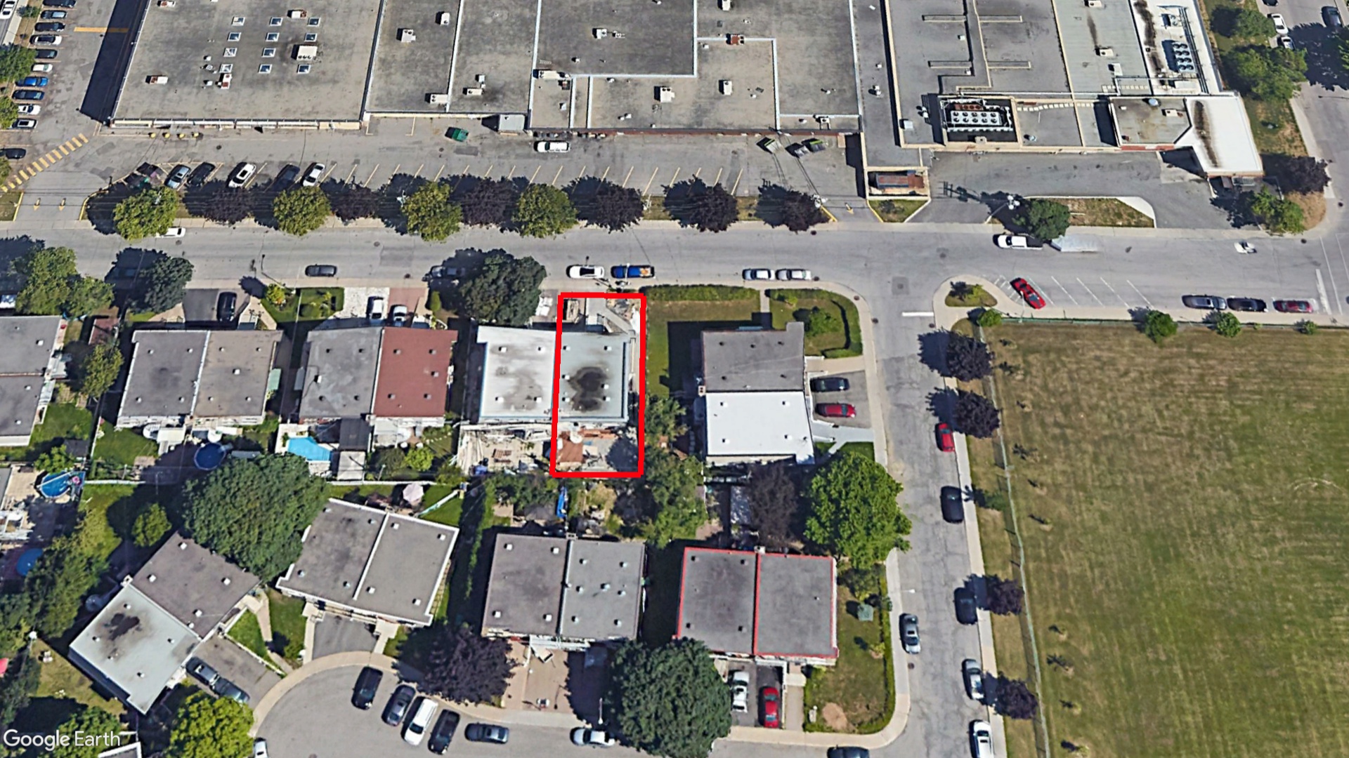 Tax Sale Montreal, Quebec - 020346-27