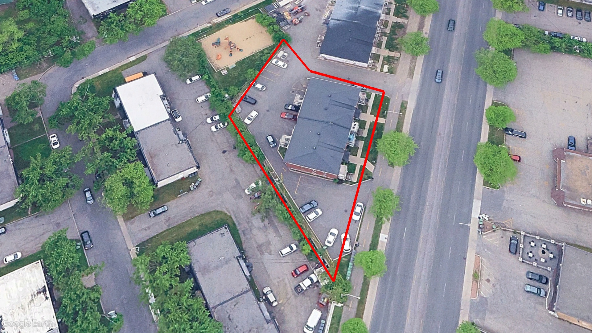 Tax Sale Montreal, Quebec - 052217-36