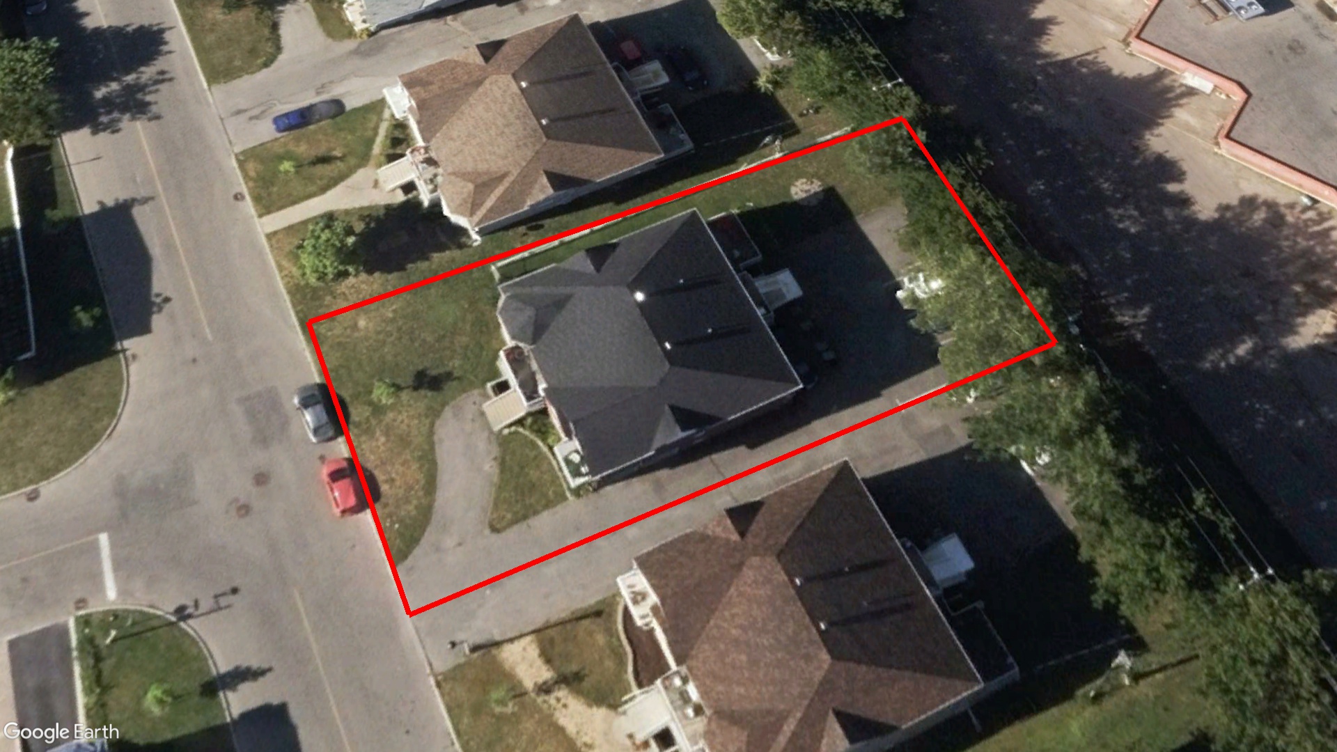 Tax Sale Montreal, Quebec - 041501-67