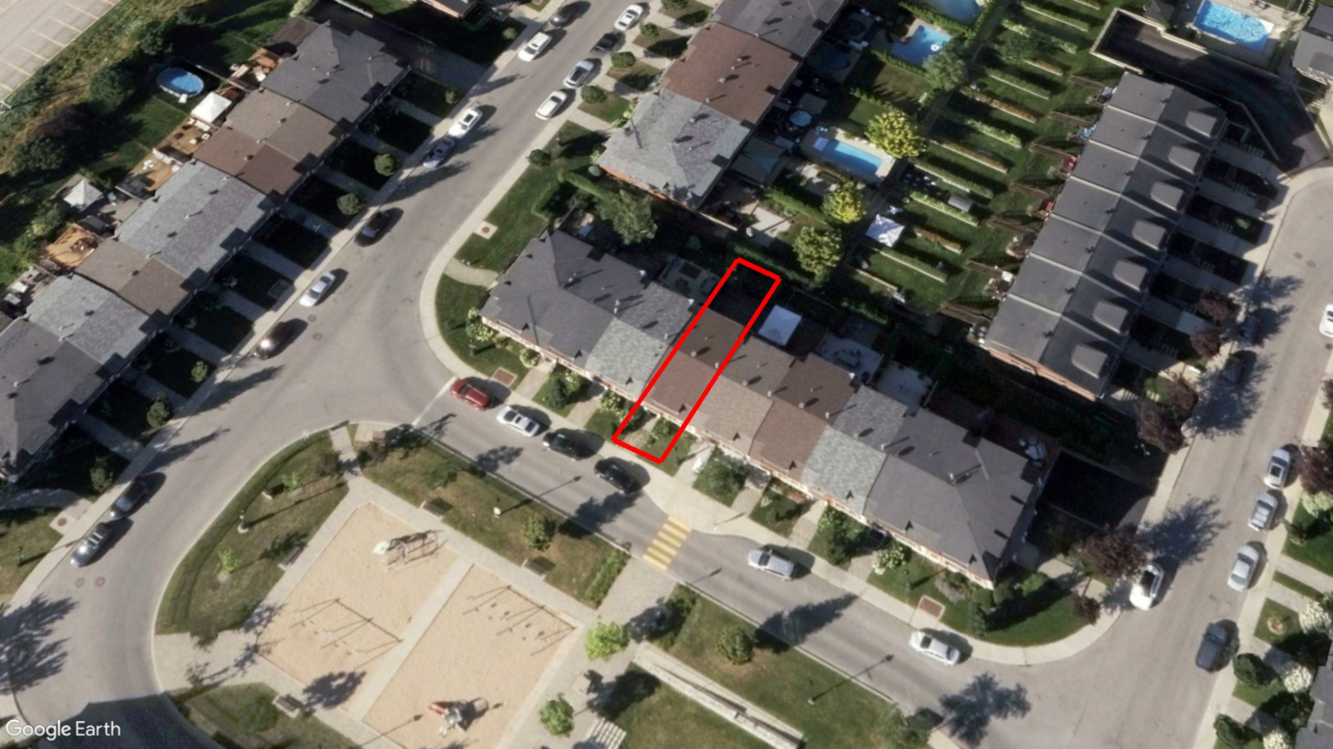 Tax Sale Montreal, Quebec - 051710-35