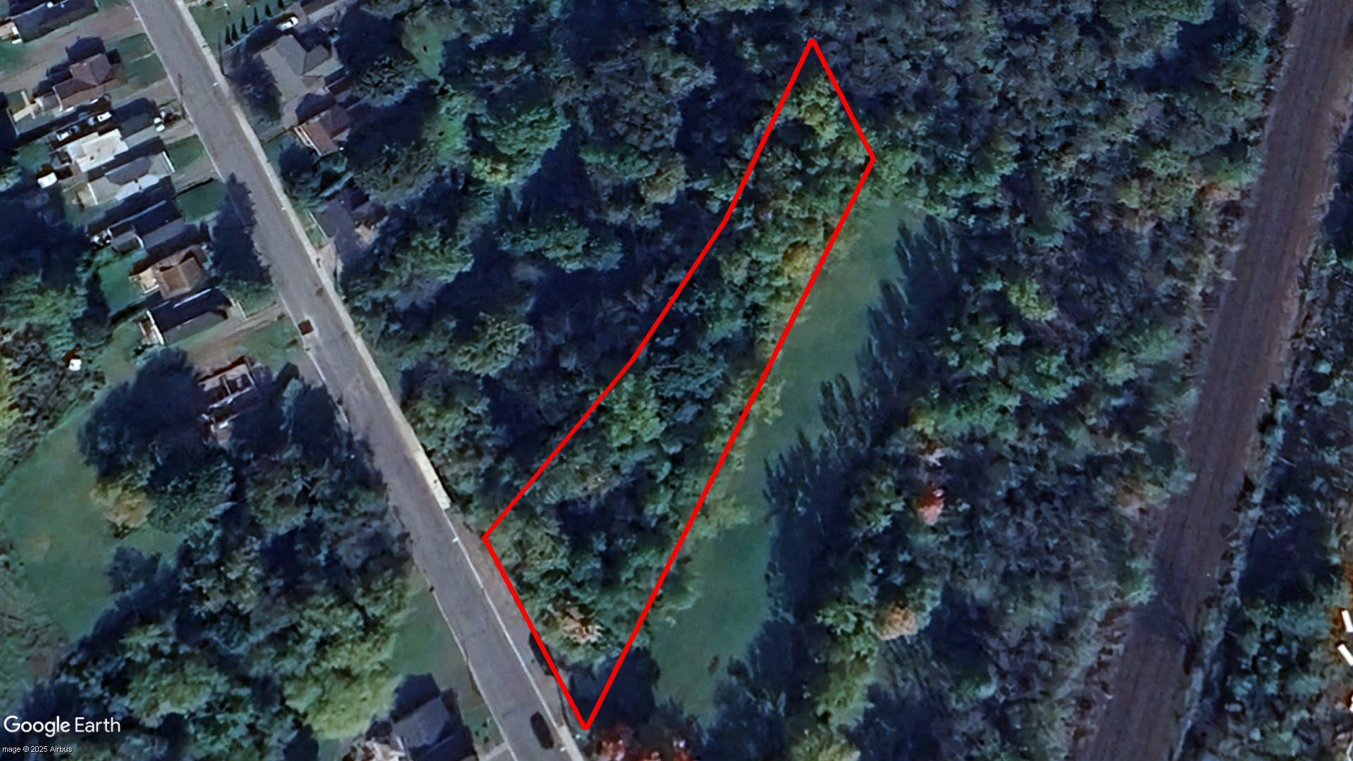 Tax Sale Brockville, Ontario - 08 02 010 020 28500 0000