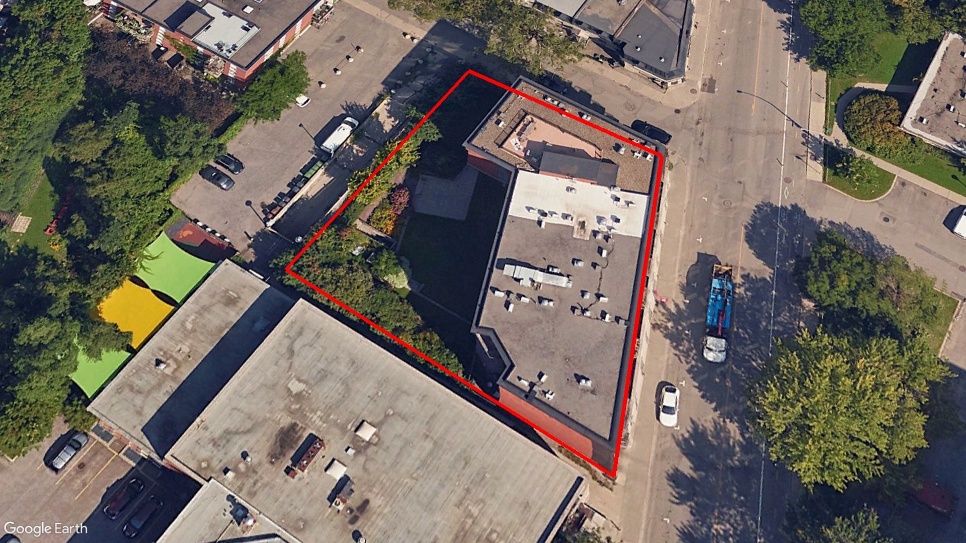 Tax Sale Montreal, Quebec - 191107-40