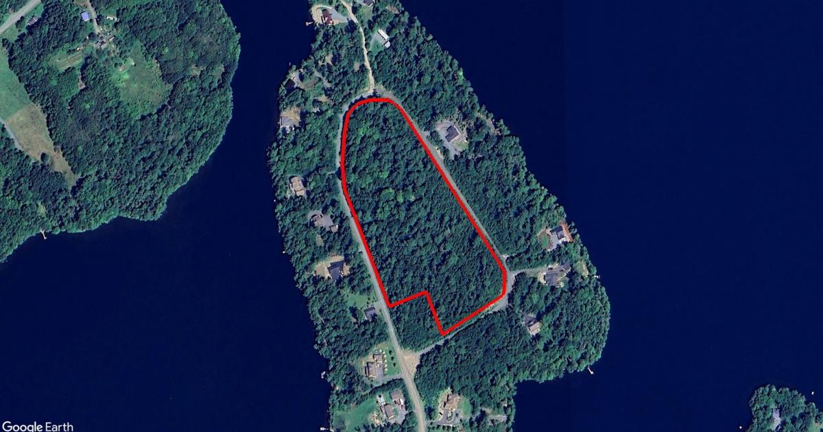 Tax Sale in Lunenburg, Nova Scotia crouse settlement rd italy cross