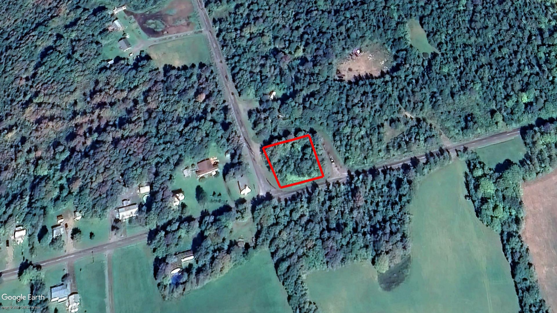 Tax Sale Fredericton, New Brunswick - 00705799