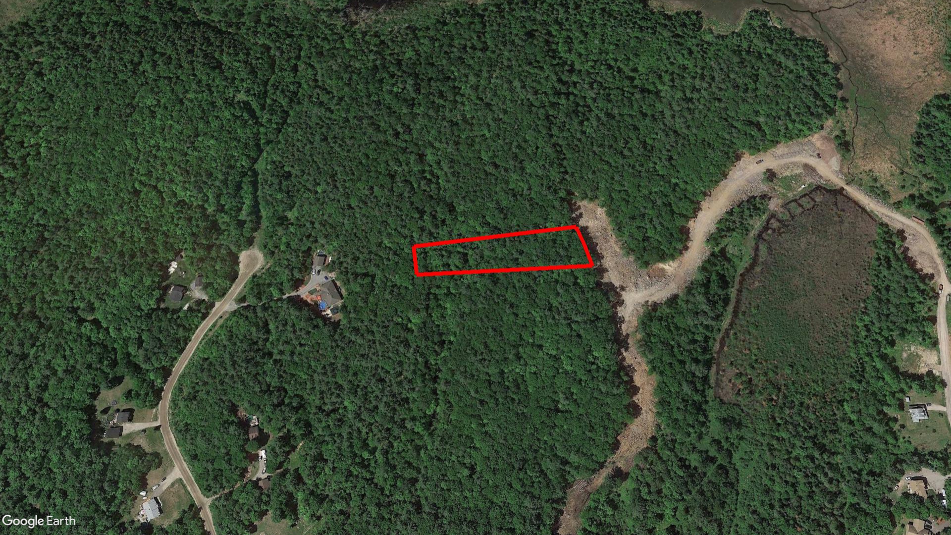 Tax Sale  Des-Collines-De-L'outaouais, Quebec - 7052-01-0274