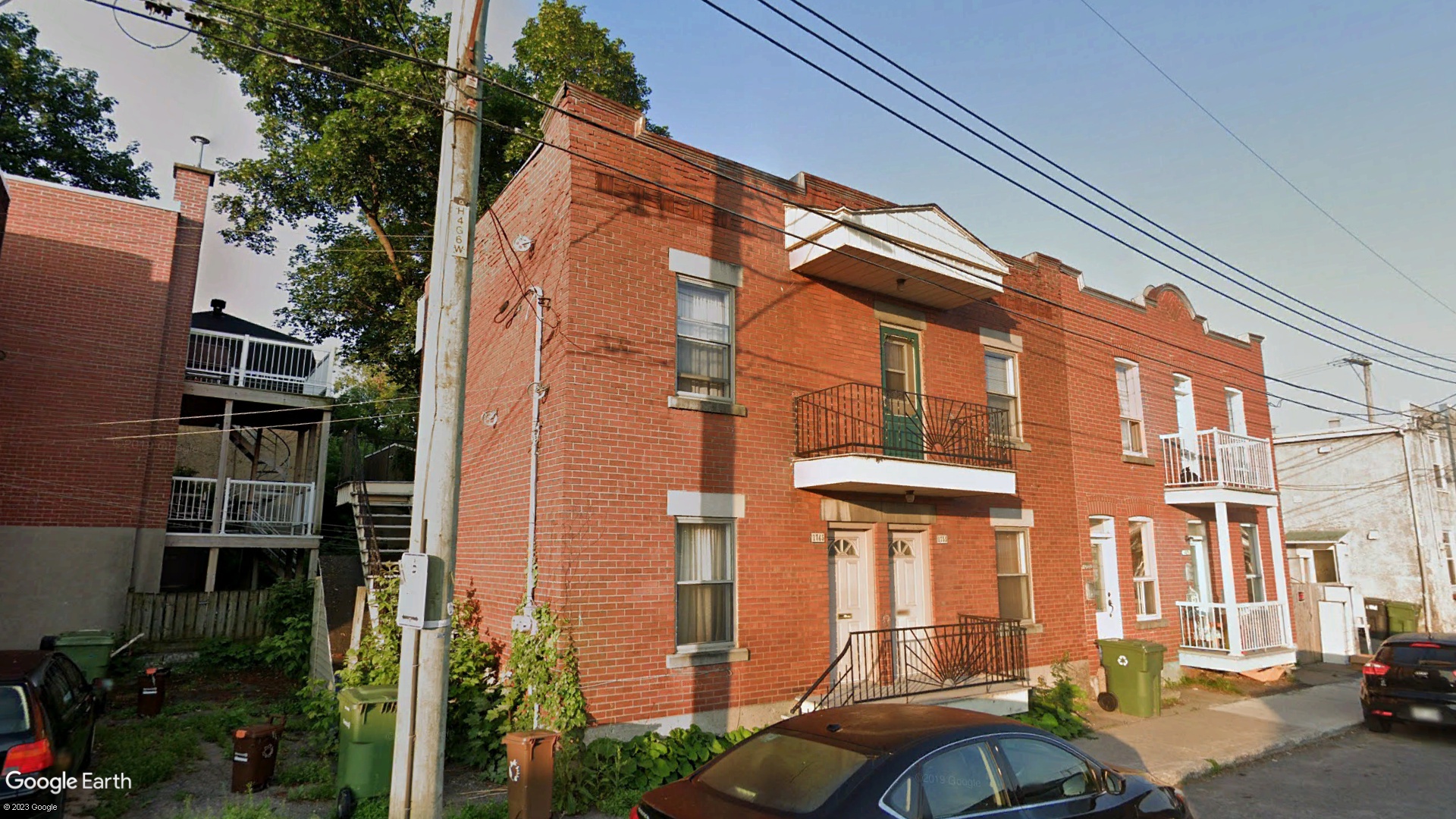 Tax Sale Montreal, Quebec - 050553-91