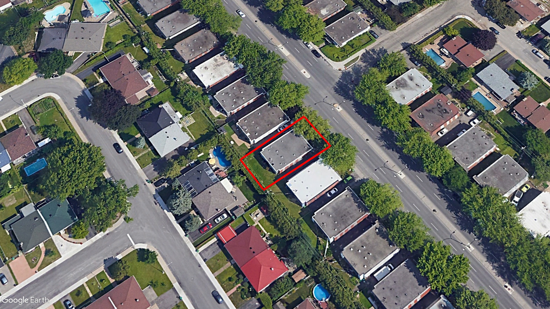 Tax Sale Montreal, Quebec - 020795-27