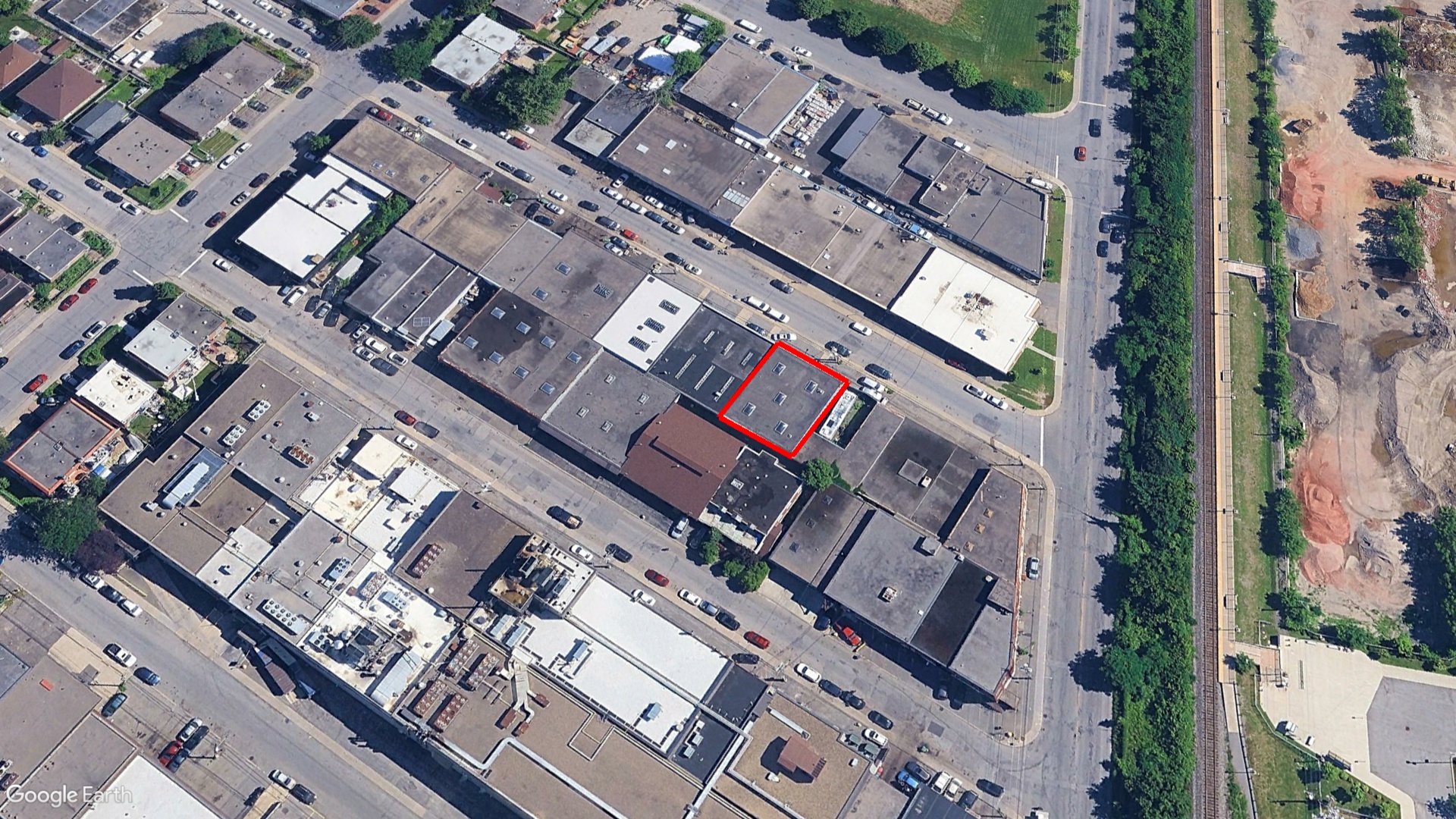 Tax Sale Montreal, Quebec - 020705-21