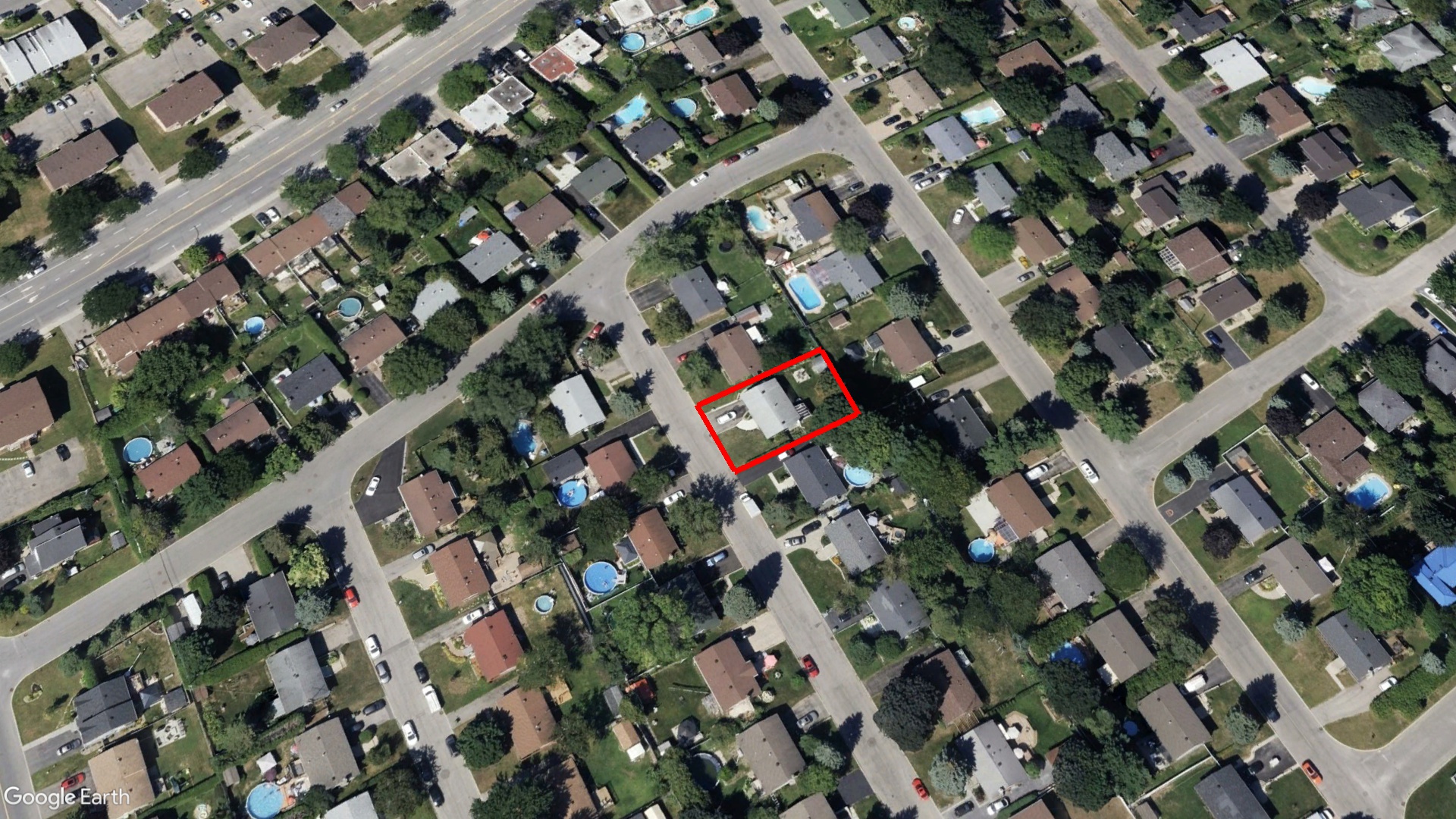 Tax Sale Montreal, Quebec - 040155-42