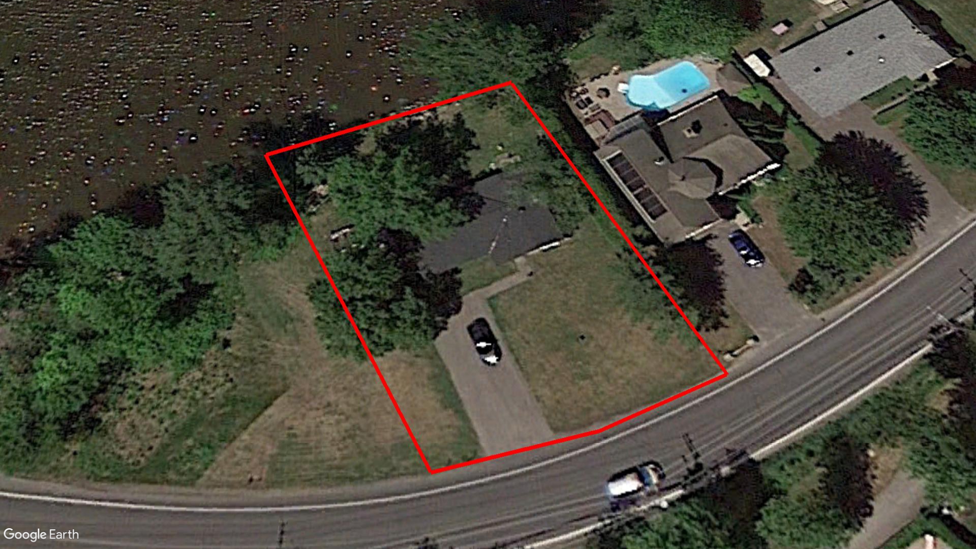 Tax Sale Montreal, Quebec - 040158-10