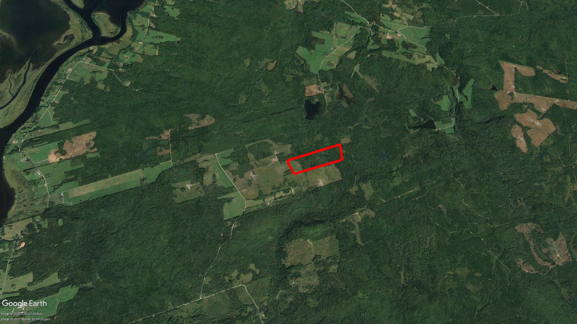 Tax Sale Fredericton, New Brunswick - 01002071