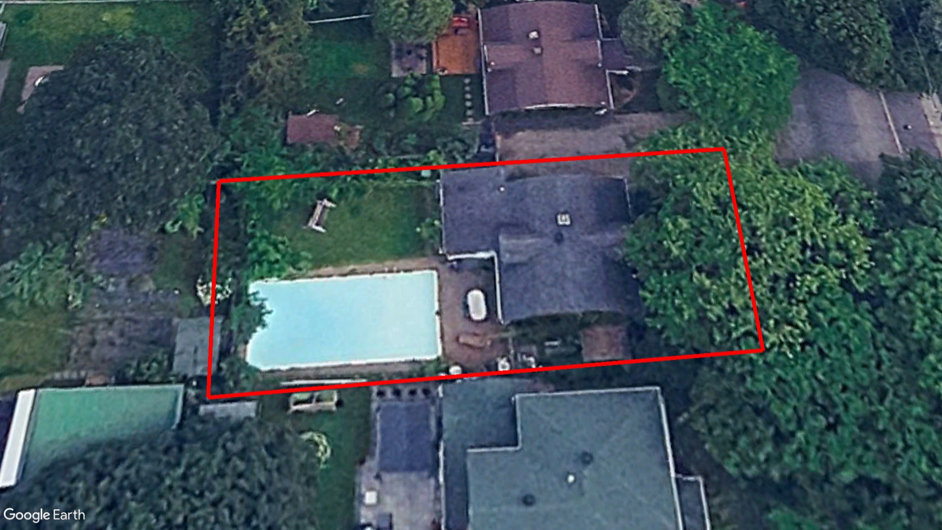 Tax Sale Montreal, Quebec - 050569-66