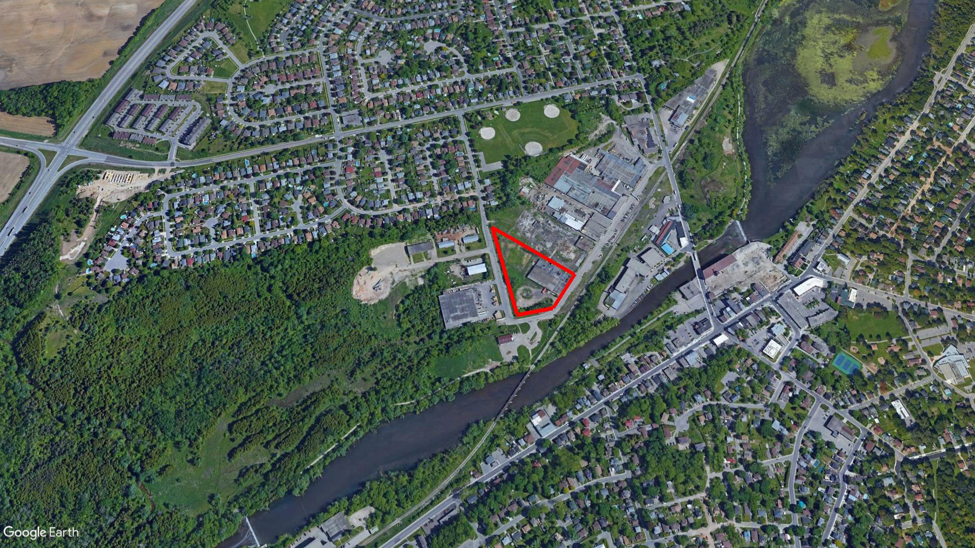 Tax Sale Cambridge, Ontario - 30 06 140 001 09800 0000