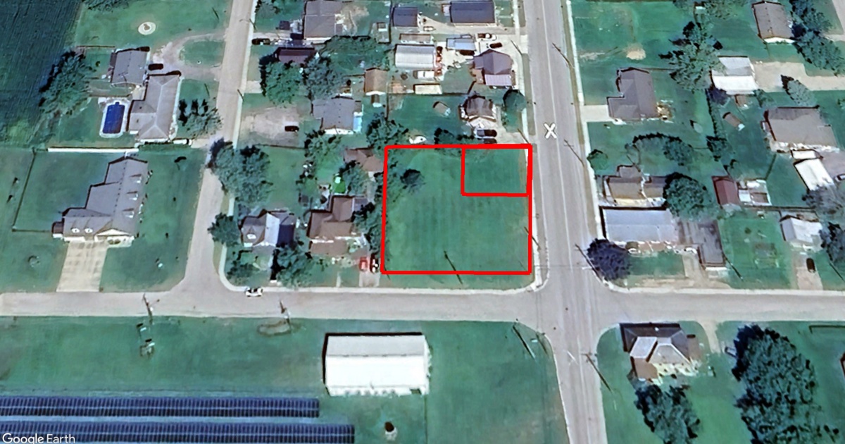 Tax Sale in Adelaide Metcalfe, Ontario 27735 kerwood rd, kerwood